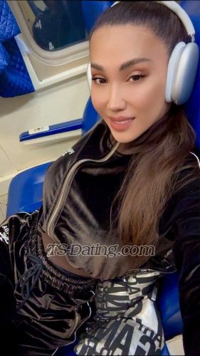 trans girl Zyamova 9798979